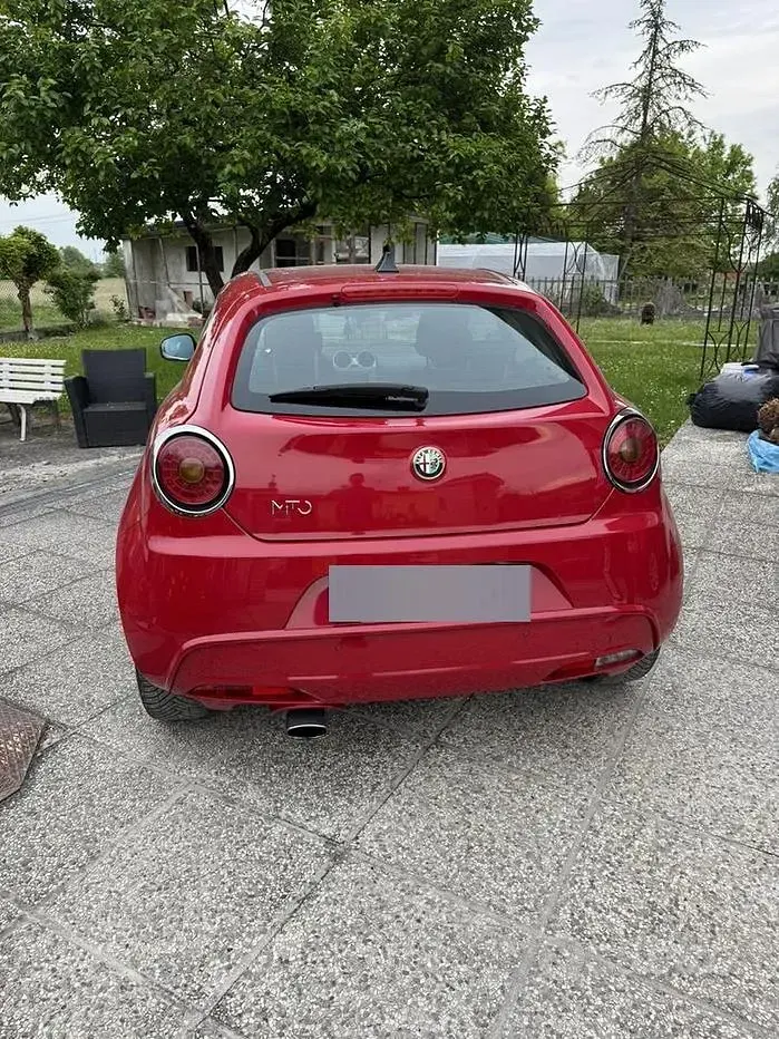 Usata Alfa Romeo MiTo 90 CV (66 kW) 2009 Rosso Utilitaria