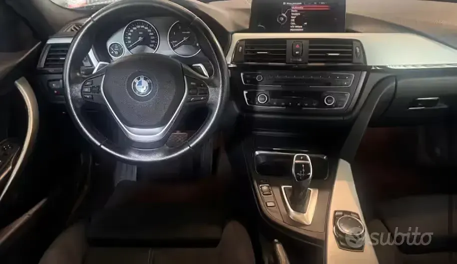 Usata BMW 325 Sport Line 218 CV (160 kW) 2014 Nero Station wagon