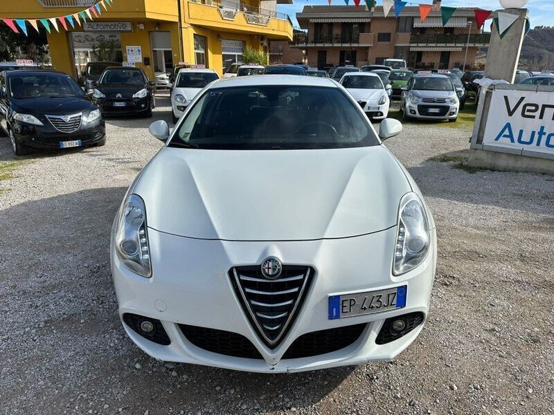 Usato 2013 Alfa Romeo Giulietta 1.6 Diesel 105 CV (7.850 €)