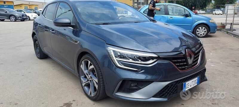 Usata Renault Mégane IV 116 CV (85 kW) 2021 Grigio Berlina