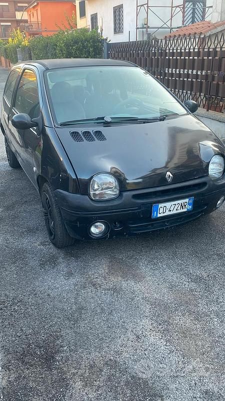 Usata Renault Twingo 58 CV (42 kW) 2002 Nero Utilitaria