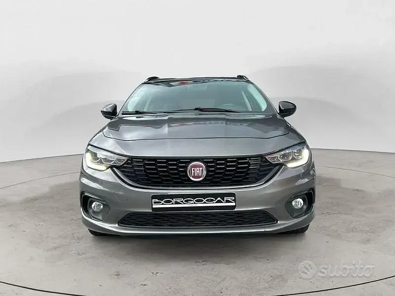 Usata Fiat Tipo Lounge 120 CV (88 kW) 2019 Other Station wagon