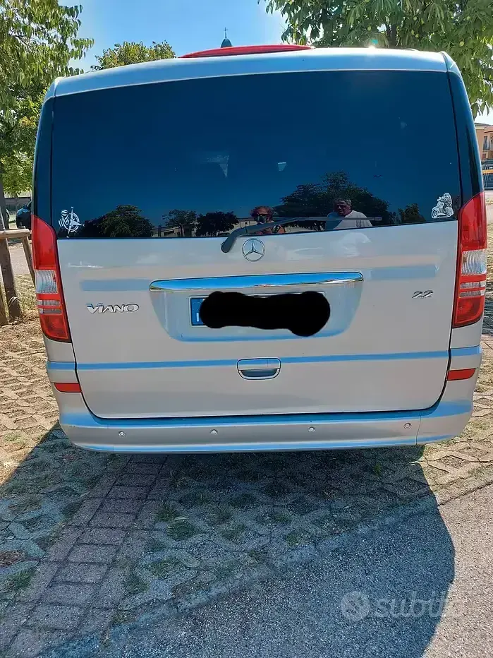 Usata Mercedes Viano 163 CV (119 kW) 2011 Grigio Monovolume
