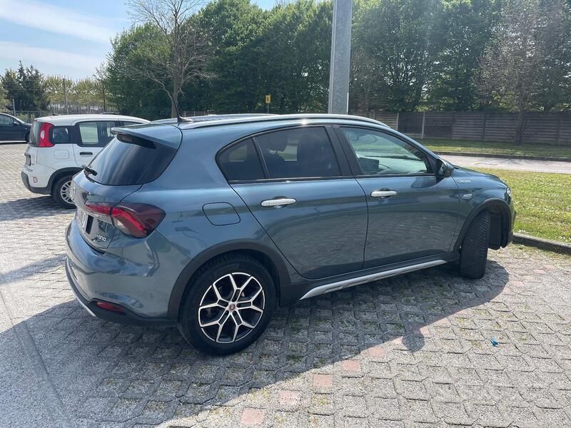 Blu Usata 2022 Fiat Tipo Due volumi | 17.500 € (Cara) - Immagine 1/4