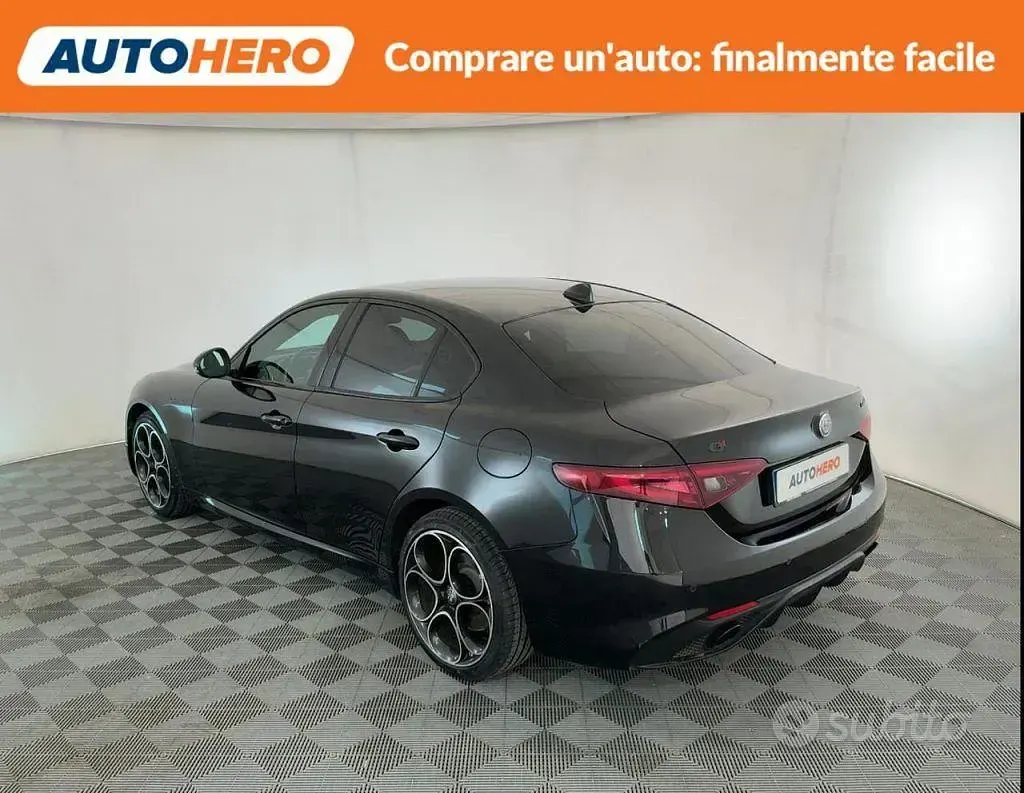 Usata Alfa Romeo Giulia 211 CV (155 kW) 2022 Nero Berlina