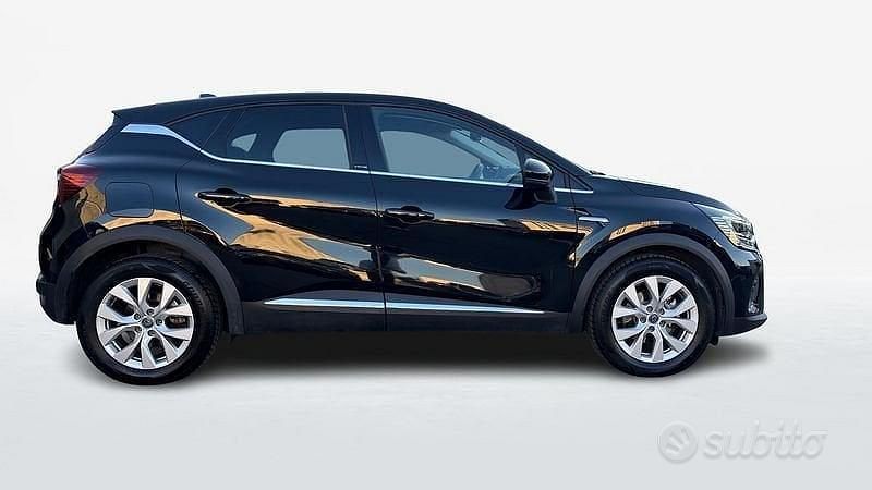 Usata Renault Captur Intens 160 CV (117 kW) 2021 Nero SUV
