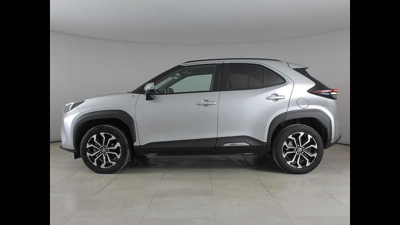 Usata Toyota Yaris Cross Trend 116 CV (85 kW) 2023 Argento SUV