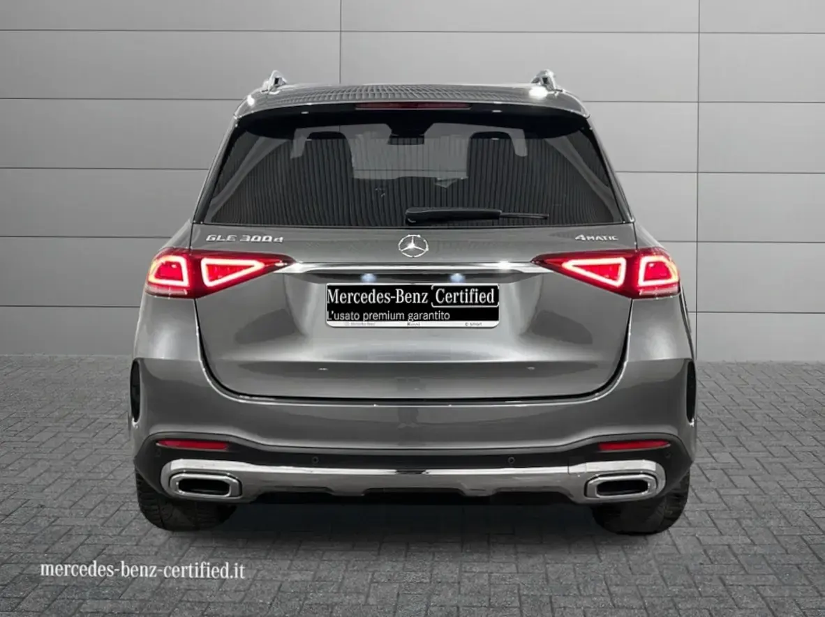 Usata Mercedes GLE300 Premium 272 CV (200 kW) 2022 Nero SUV