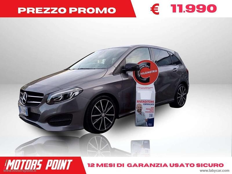 Usata Mercedes B200 Premium 136 CV (100 kW) 2017 Grigio Monovolume