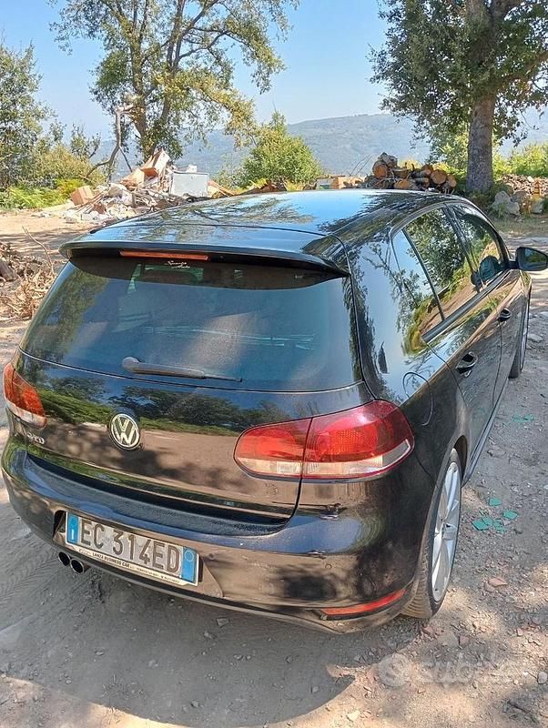Usata 2010 VW Golf VI GTD Tre volumi | 9000 € (Buon prezzo) - Immagine 1/4