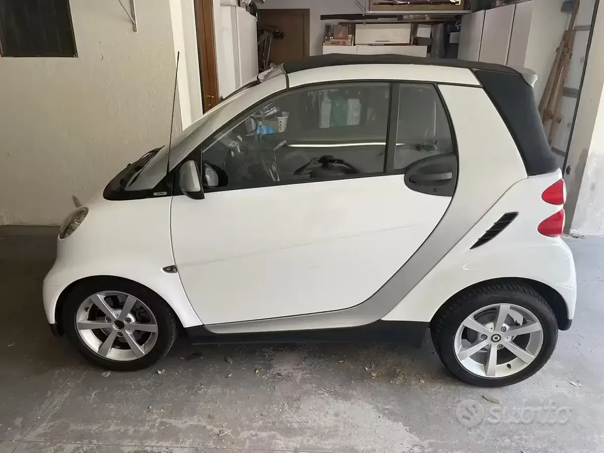Usata Smart ForTwo Cabrio 71 CV (52 kW) 2010 Bianco Cabrio