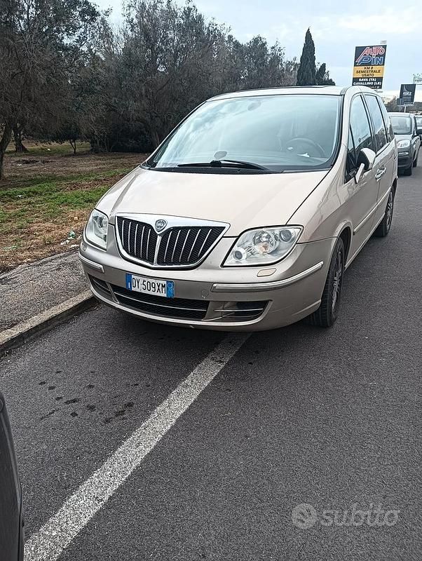 Usata Lancia Phedra 170 CV (125 kW) 2009 Monovolume