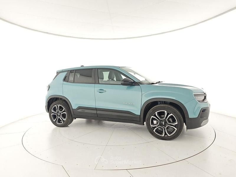 Begagnad Jeep Avenger Summit 101 HK (74 kW) 2024 SUV