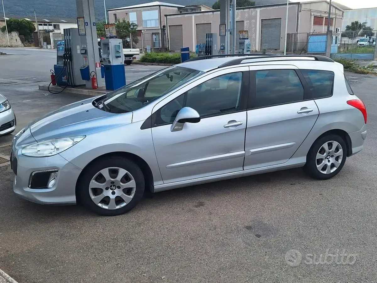 Usata Peugeot 308 Business-Line 112 CV (82 kW) 2013 Grigio Station wagon