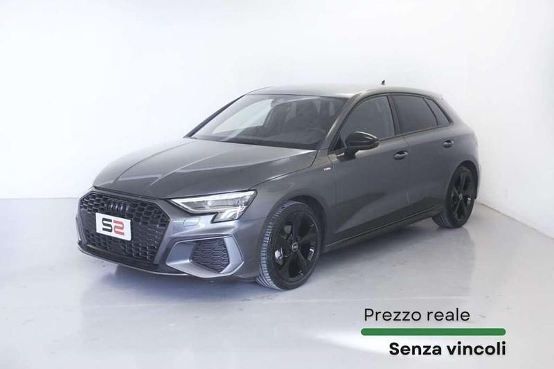 Grigio scuro Usata 2024 Audi A3 e-tron S-Line Due volumi | 32.950 € (Buon prezzo) - Immagine 1/4