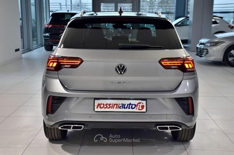 Usata VW T-Roc R-line Plus 150 CV (110 kW) 2024 Argento SUV