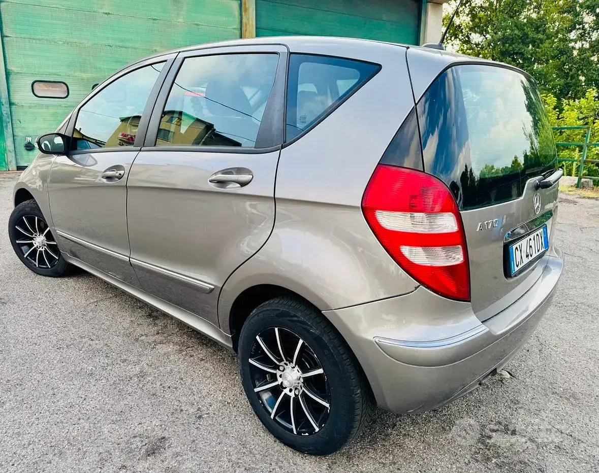 Usata Mercedes A170 Avantgarde 116 CV (85 kW) 2005 Grigio Berlina