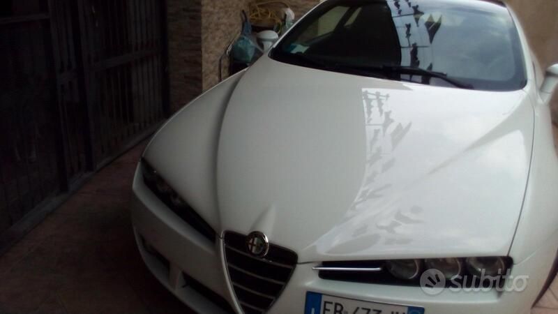 Usata Alfa Romeo Brera 170 CV (125 kW) 2010 Bianco Coupé