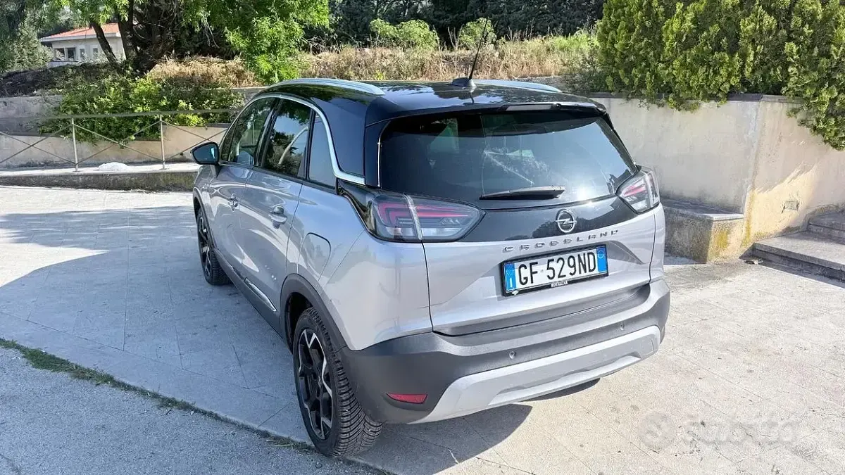 Usata Opel Crossland Elegance 120 CV (88 kW) 2021 Grigio SUV