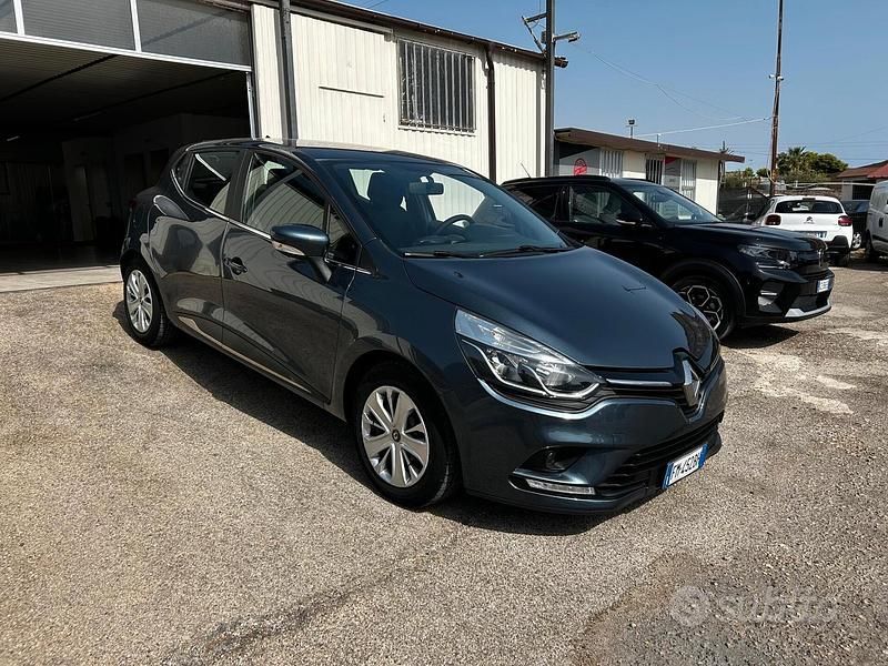 Usata Renault Clio IV Life 75 CV (55 kW) 2017 Blu Berlina