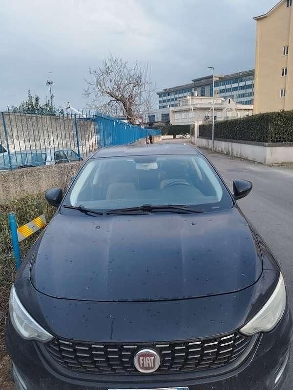 Usata Fiat Tipo Easy 120 CV (88 kW) 2016 Berlina