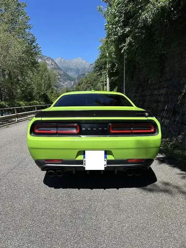 Usata Dodge Challenger 245 CV (180 kW) 2015 Verde Coupé