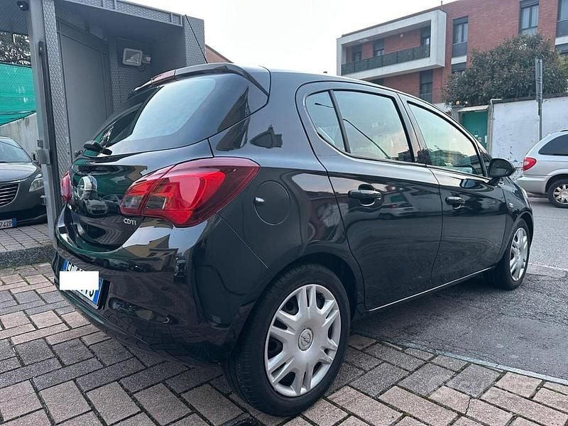 Usata Opel Corsa 75 CV (55 kW) 2016 Nero Utilitaria