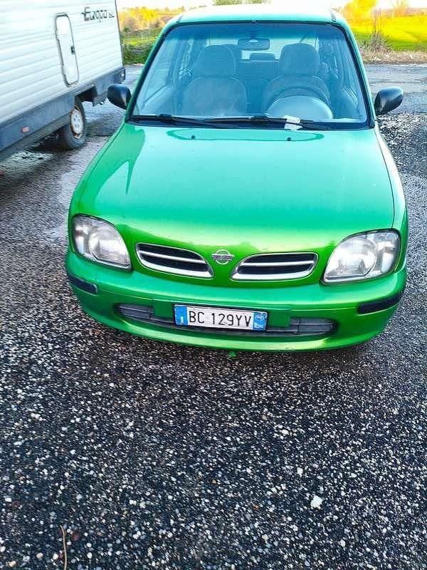 Usata Nissan Micra S 54 CV (39 kW) 1999 Verde Utilitaria