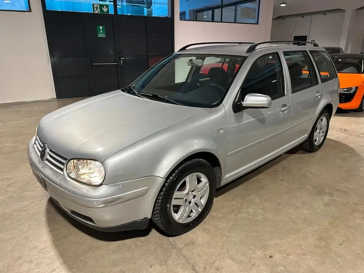 Usata VW Golf IV Comfortline 105 CV (77 kW) 2001 Argento Station wagon