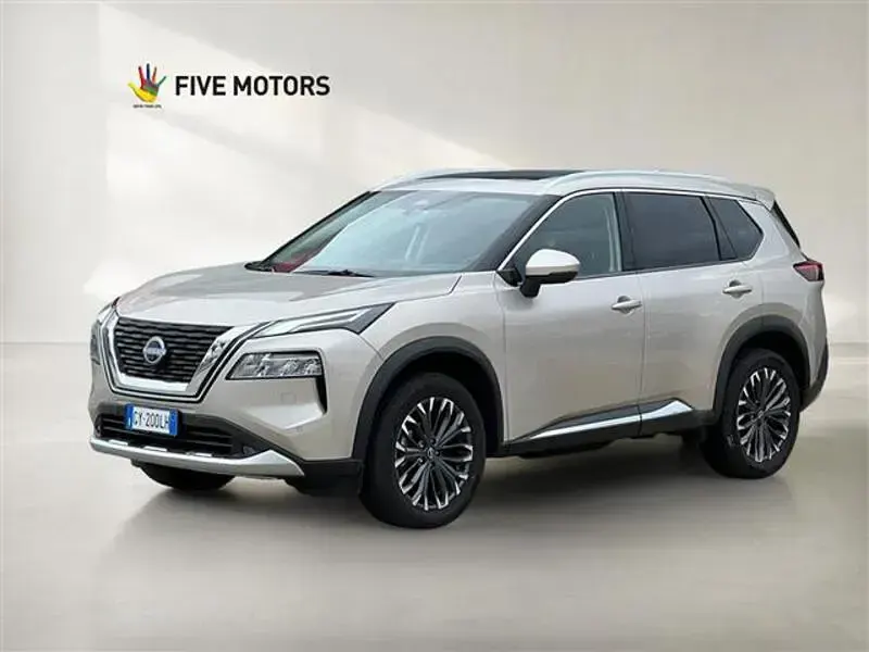 Usata Nissan X-Trail Tekna 204 CV (150 kW) 2025 Beige SUV