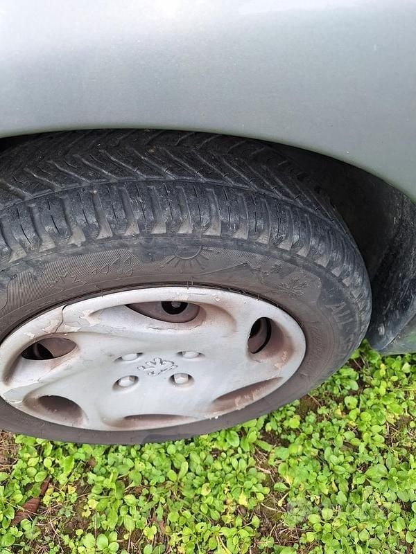Usata Peugeot 206 2001 Grigio Berlina