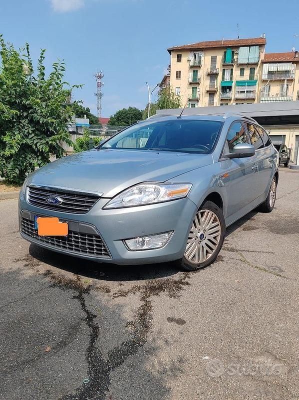 Grigio Usata 2009 Ford Mondeo Ghia Station wagon | 2300 € (Ottimo prezzo) - Immagine 1/4