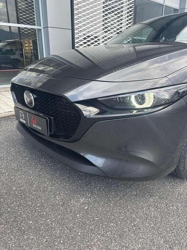 Usata Mazda 3 186 CV (136 kW) 2023 Grigio scuro Utilitaria
