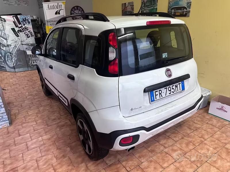 Usata Fiat Panda Cross Cross 95 CV (69 kW) 2017 Bianco Utilitaria