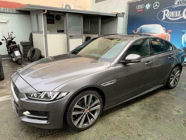 Jaguar xe x760