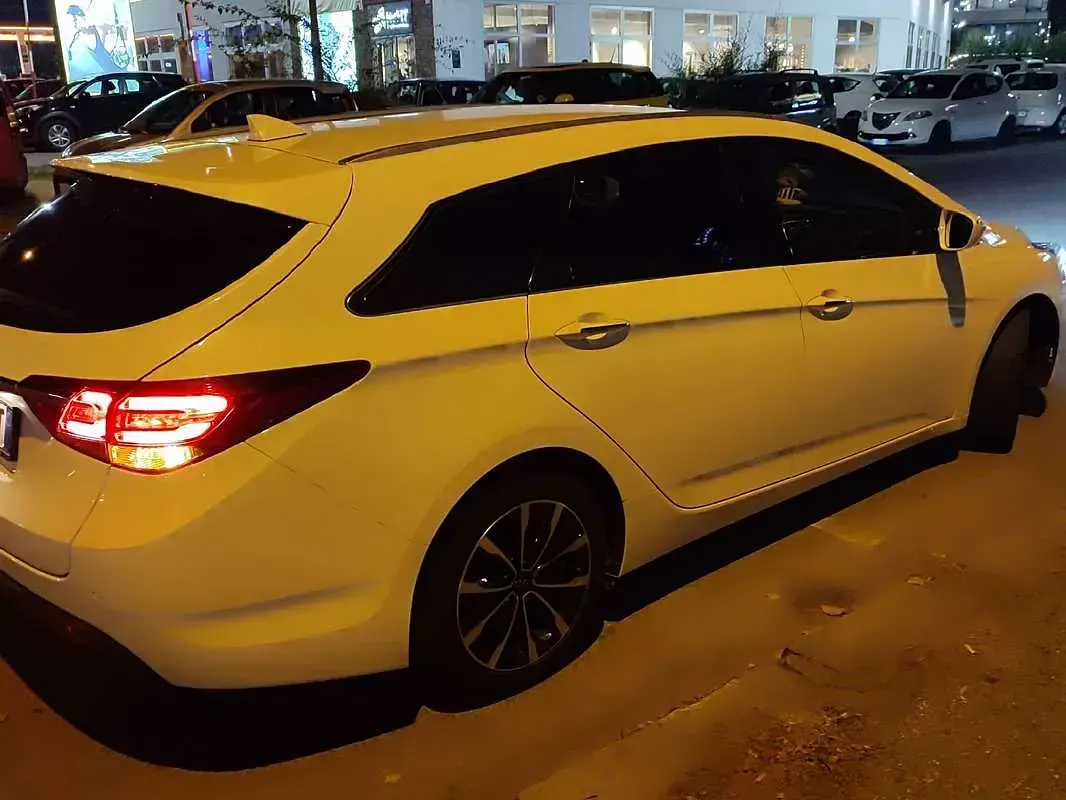 Usata Hyundai i40 141 CV (103 kW) 2016 Station wagon