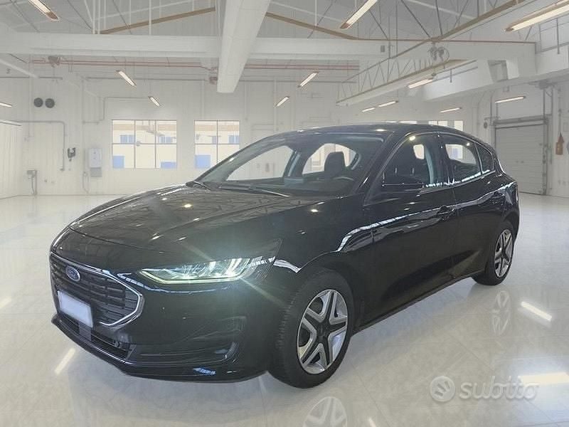 Usata Ford Focus Business Edition 120 CV (88 kW) 2022 Nero Berlina
