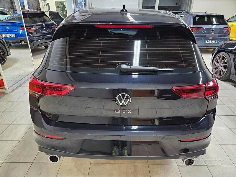 Usata VW Golf GTI 245 CV (180 kW) 2024 Nero Berlina