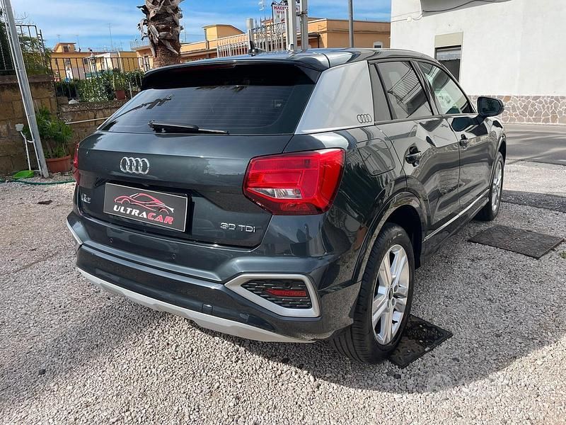 Usata Audi Q2 Admired 116 CV (85 kW) 2021 Grigio SUV