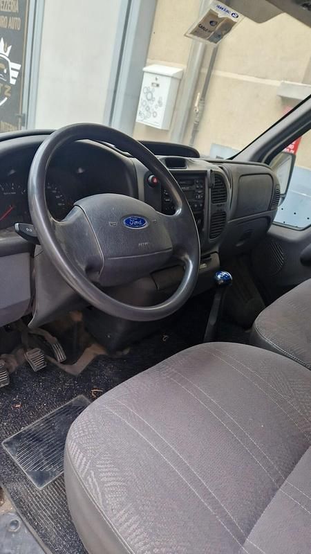 Occasion Ford Transit 100 ch (73 kW) 2005 Blanc Van