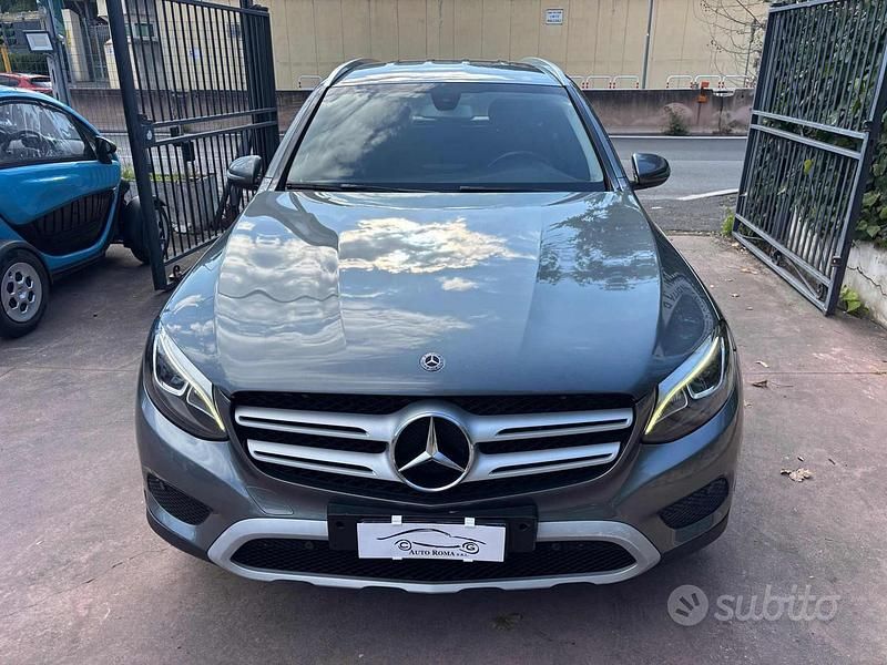 Usata Mercedes GLC220 Business 170 CV (125 kW) 2018 Grigio SUV