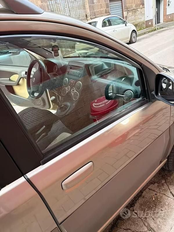 Usata Fiat Panda 4x4 Cross 69 CV (50 kW) 2007 Verde Utilitaria