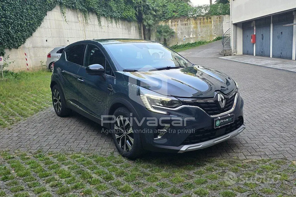 Usata Renault Captur Techno 143 CV (105 kW) 2023 Blu SUV