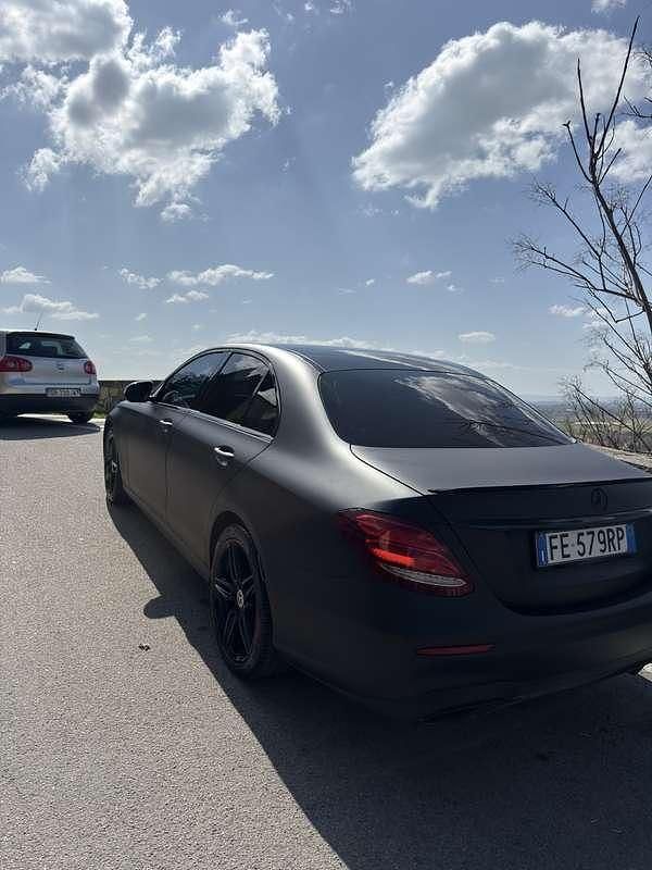 Usata Mercedes E220 Business 194 CV (142 kW) 2017 Berlina