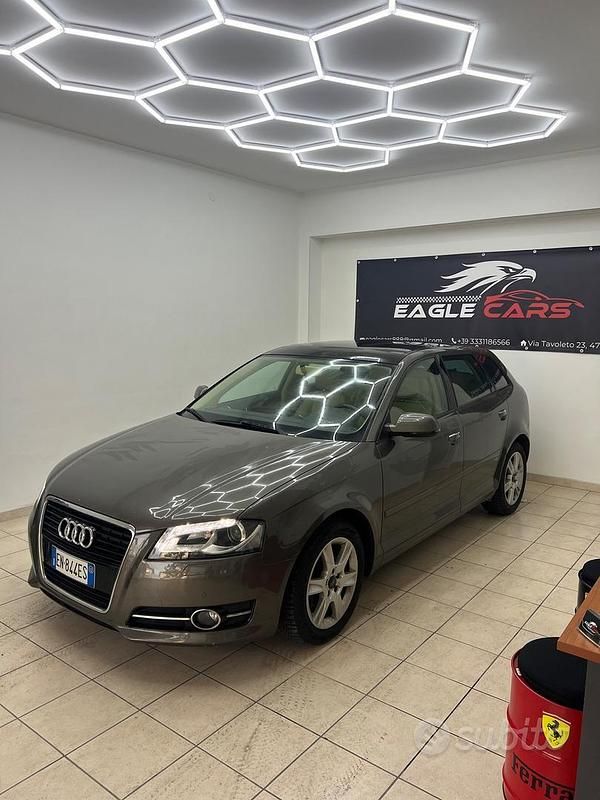 Usata Audi A3 Young 90 CV (66 kW) 2012 Grigio Berlina