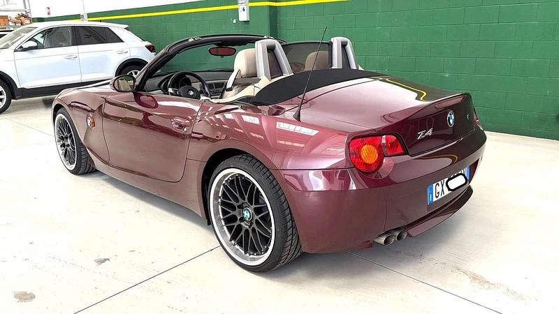Usata BMW Z4 231 CV (169 kW) 2004 Rosso Cabrio