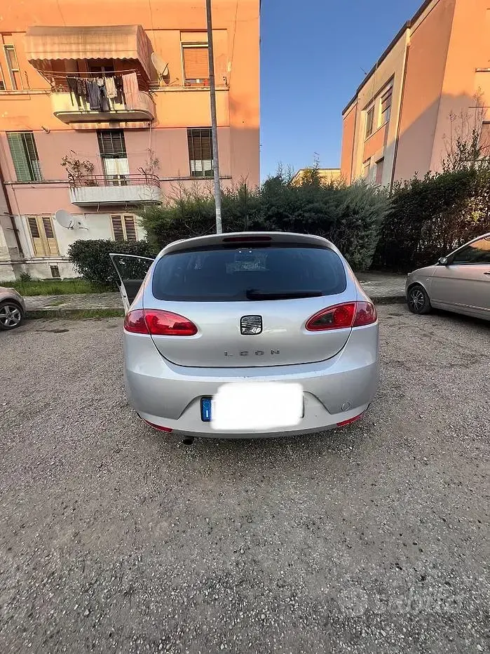 Usata Seat Leon 110 CV (80 kW) 2009 Utilitaria