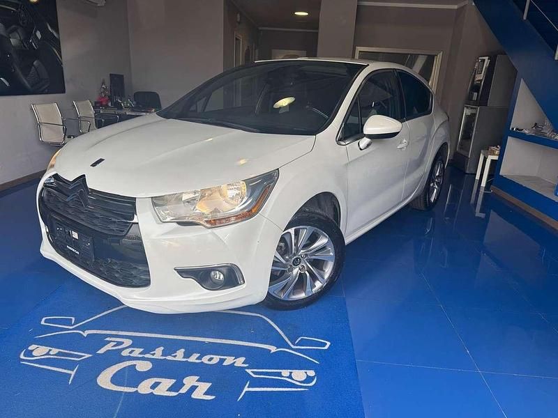 Usata DS Automobiles DS4 Chic 120 CV (88 kW) 2015 Other Berlina