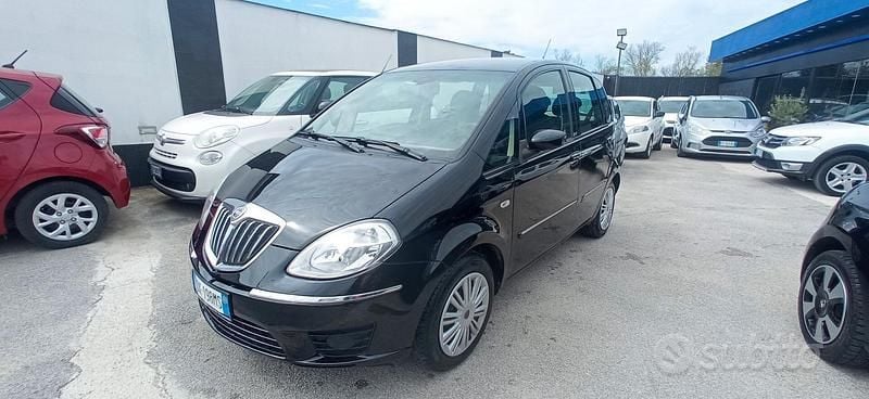 Usata Lancia Musa 77 CV (56 kW) 2008 Nero Monovolume