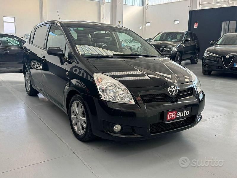 Usata Toyota Corolla Verso 136 CV (100 kW) 2009 Other Monovolume